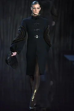Look 10